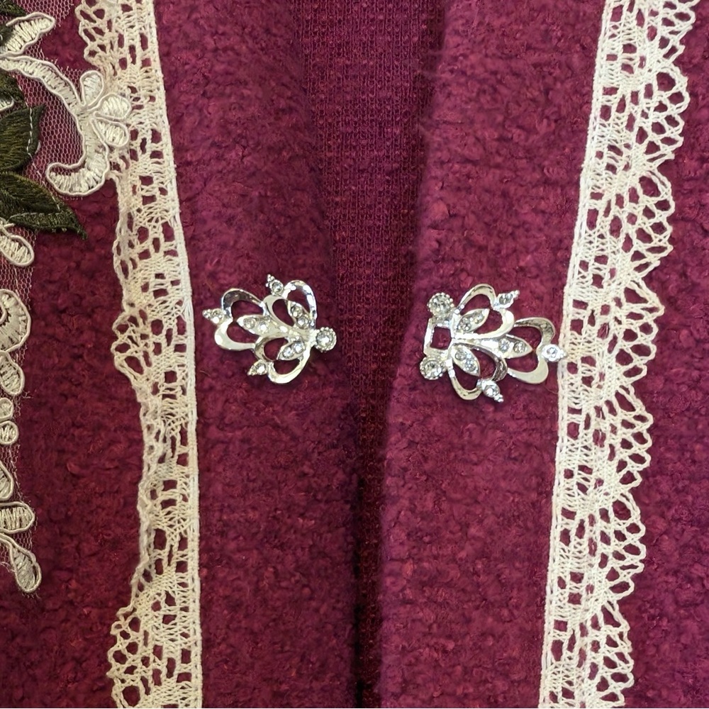 Vintage Cottagecore Reitmans Whimsigoth Floral Embroidered Grandma Sweater Pink - Picture 6 of 15